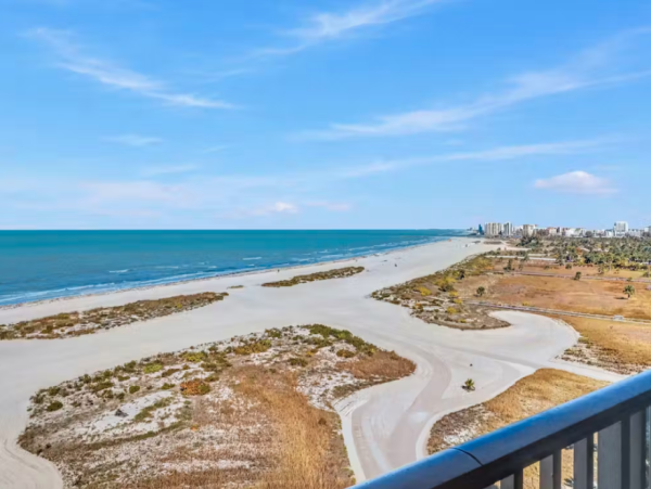 Gulf- Front Condo in Clearwater Beach - Your Perfect Coastal Retreat